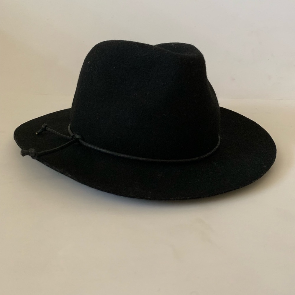 Black wool floppy brim hat